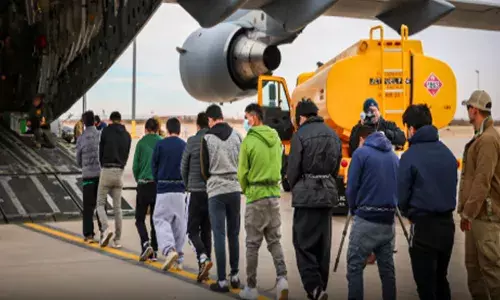 ਰੋਜ਼ਾਨਾ 3 ਹਜ਼ਾਰ ਪ੍ਰਵਾਸੀ ਫੜ ਕੇ ਡਿਪੋਰਟ ਕਰੋ