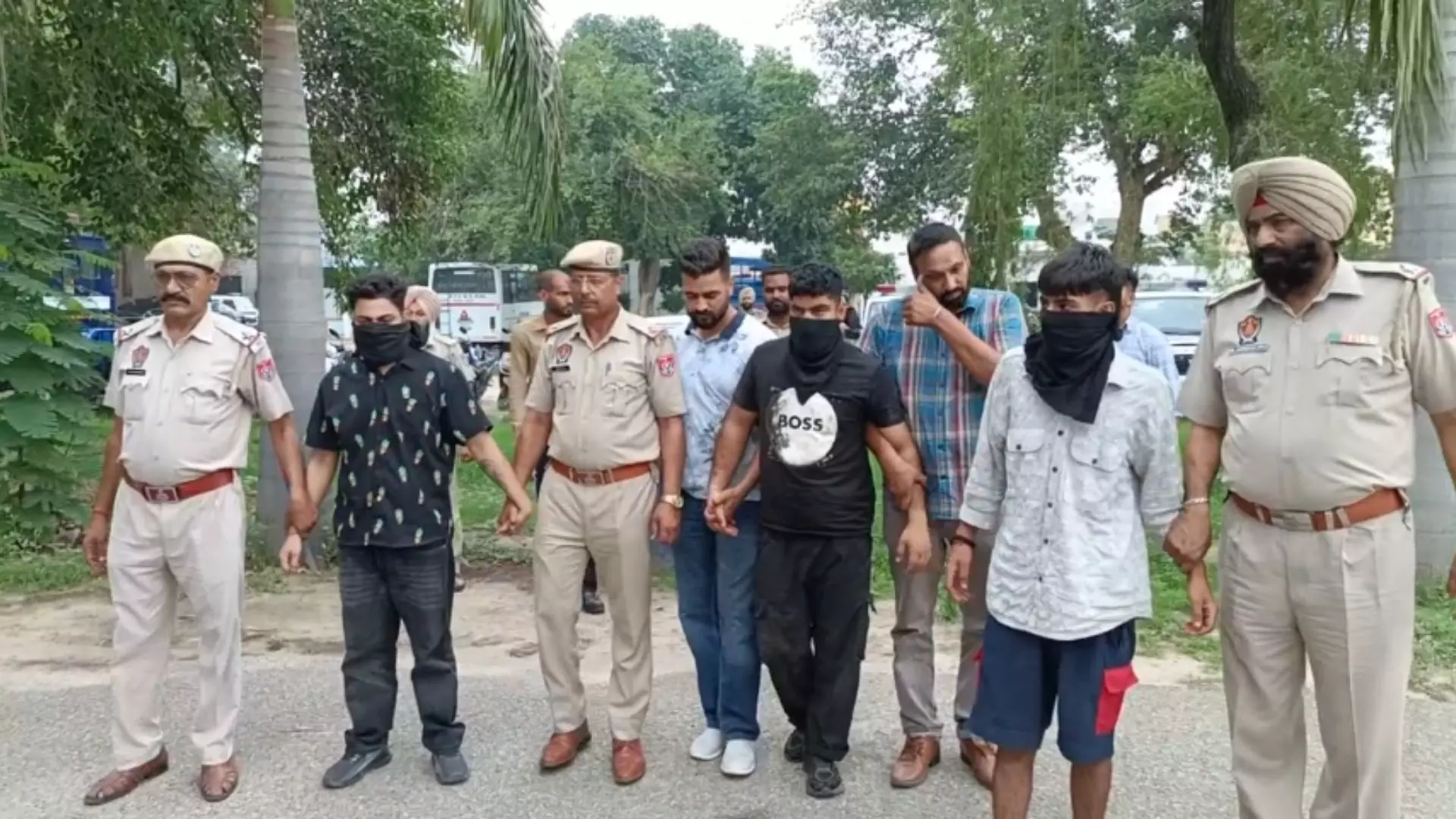 ਨੌਜਵਾਨ ਨੇ ਗੋਲੀਆਂ ਮਾਰ ਕੇ ਮਾਰਤਾ ਮਾਮੇ ਦਾ ਪੁੱਤ, ਕਾਰਨ ਜਾਣ ਸਾਰੇ ਲੋਕ ਹੈਰਾਨ