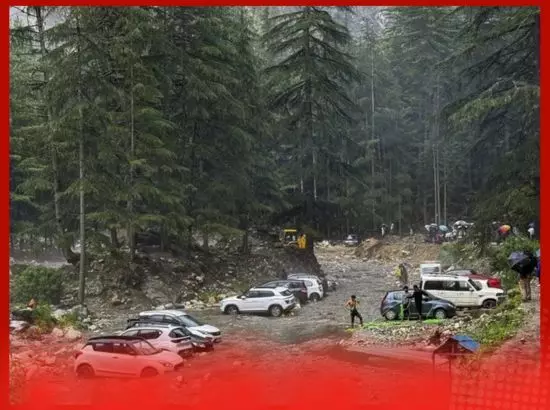 ਹਿਮਾਚਲ ਵਿੱਚ ਭਾਰੀ ਮੀਂਹ ਨੇ ਮਚਾਈ ਤਬਾਹੀ: 2 ਲਾਸ਼ਾਂ ਬਰਾਮਦ