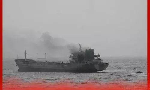 ਓਮਾਨ ਵੱਲ ਜਾ ਰਹੇ ਜਹਾਜ਼ ‘ਐਮਟੀ ਯੀ ਚੇਂਗ 6’ ਨੂੰ ਲੱਗੀ ਭਿਆਨਕ ਅੱਗ