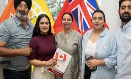 ਪੰਜਾਬੀ ਪਰਵਾਰਾਂ ਸਣੇ 30 ਜਣਿਆਂ ਨੂੰ ਕੈਨੇਡੀਅਨ ਸਿਟੀਜ਼ਨਸ਼ਿਪ