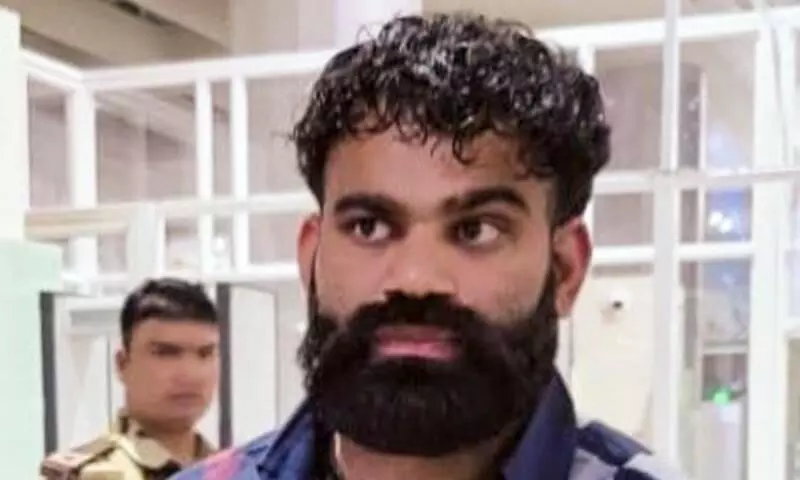 ਜੱਗੂ ਭਗਵਾਨਪੁਰੀਆ ਦੀ ਭਾਬੀ ਨੂੰ ਕੀਤਾ ਗਿਆ ਡਿਟੇਨ ਜੱਗੂ ਭਗਵਾਨਪੁਰੀਆ ਦੀ ਭਾਬੀ ਨੂੰ ਕੀਤਾ ਗਿਆ ਡਿਟੇਨ