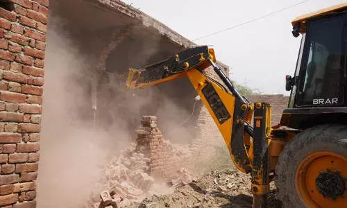 ਨਸ਼ਾ ਤਸਕਰਾਂ ਦੇ ਘਰਾਂ ਤੇ ਫਿਰ ਚੱਲਿਆ ਪੀਲਾ ਪੰਜਾ