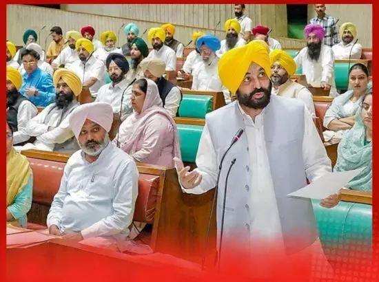 ਪੰਜਾਬ ਵਿਧਾਨ ਸਭਾ ਚ ਹੰਗਾਮਾ, ਵਿਰੋਧੀ ਧਿਰ ਵਲੋਂ ਵਾਕ ਆਊਟ