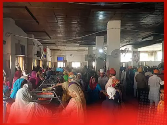 ਸ੍ਰੀ ਗੁਰੂ ਰਾਮਦਾਸ ਲੰਗਰ ਹਾਲ ਨੂੰ ਬੰਬ ਨਾਲ ਉਡਾਉਣ ਦੀ ਧਮਕੀ: ਸੁਰੱਖਿਆ ਵਧਾਈ ਸ੍ਰੀ ਗੁਰੂ ਰਾਮਦਾਸ ਲੰਗਰ ਹਾਲ ਨੂੰ ਬੰਬ ਨਾਲ ਉਡਾਉਣ ਦੀ ਧਮਕੀ: ਸੁਰੱਖਿਆ ਵਧਾਈ