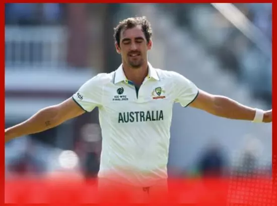 ਗੇਂਦ ਸਚਿਨ ਦੀ ਕੱਛ ਦੇ ਹੇਠਾਂ ਉੱਠ ਗਈ... ਗੇਂਦ ਸਚਿਨ ਦੀ ਕੱਛ ਦੇ ਹੇਠਾਂ ਉੱਠ ਗਈ...