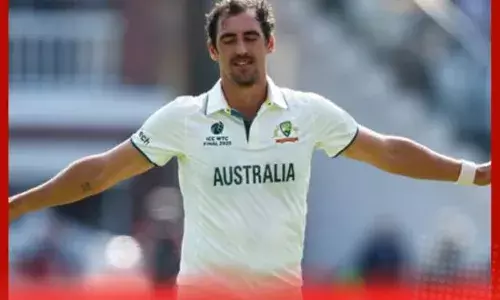 ਗੇਂਦ ਸਚਿਨ ਦੀ ਕੱਛ ਦੇ ਹੇਠਾਂ ਉੱਠ ਗਈ...