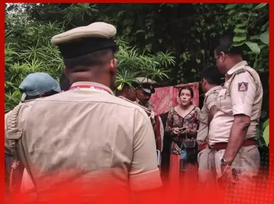 ਗੁਫਾ ਚ ਮਿਲੀ ਰੂਸੀ ਔਰਤ ਦੇ ਦੇਸ਼ ਨਿਕਾਲੇ ਤੇ ਲਾਈ ਰੋਕ ਗੁਫਾ ਚ ਮਿਲੀ ਰੂਸੀ ਔਰਤ ਦੇ ਦੇਸ਼ ਨਿਕਾਲੇ ਤੇ ਲਾਈ ਰੋਕ