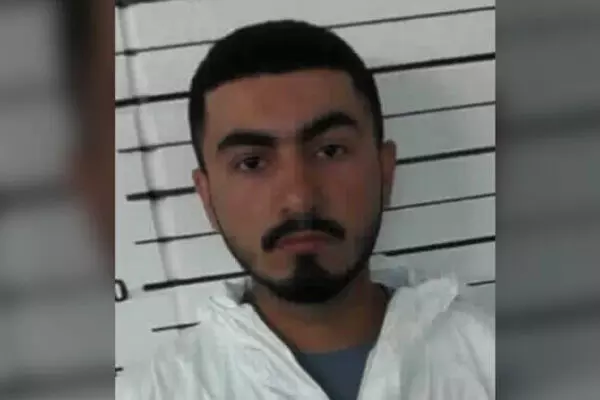 ਕੈਨੇਡੀਅਨ ਪੁਲਿਸ ਨੂੰ ਝਕਾਨੀ ਦੇ ਕੇ ਫਰਾਰ ਹੋਇਆ ਪੰਜਾਬੀ ਕੈਨੇਡੀਅਨ ਪੁਲਿਸ ਨੂੰ ਝਕਾਨੀ ਦੇ ਕੇ ਫਰਾਰ ਹੋਇਆ ਪੰਜਾਬੀ