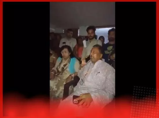 ਸਾਬਕਾ MP ਦੇ ਪਤੀ ਨੇ ਕਿਹਾ, ਬ੍ਰਾਹਮਣਾਂ ਦੀ ਸੁਰੱਖਿਆ ਲਈ ਉਪ ਮੁੱਖ ਮੰਤਰੀ ਨਿਯੁਕਤ ਕੀਤਾ ਸਾਬਕਾ MP ਦੇ ਪਤੀ ਨੇ ਕਿਹਾ, ਬ੍ਰਾਹਮਣਾਂ ਦੀ ਸੁਰੱਖਿਆ ਲਈ ਉਪ ਮੁੱਖ ਮੰਤਰੀ ਨਿਯੁਕਤ ਕੀਤਾ