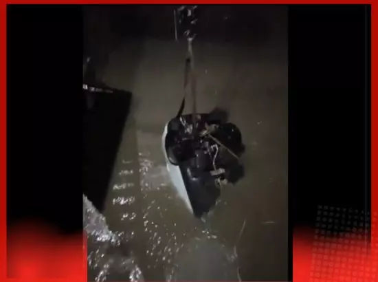 ਗੂਗਲ ਮੈਪਸ ਨੇ ਫਿਰ ਦਿੱਤਾ ਧੋਖਾ ! ਕਾਰ ਖੱਡ ਚ ਡਿੱਗੀ