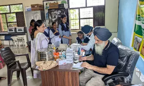 ਪੀਐਮ ਸ੍ਰੀ ਸਰਕਾਰੀ ਹਾਈ ਸਕੂਲ ਨਯਾ ਗਾਓਂ ’ਚ ਦੰਦਾਂ ਦਾ ਮੁਫ਼ਤ ਚੈੱਕਅੱਪ ਕੈਂਪ ਲਗਾਇਆ