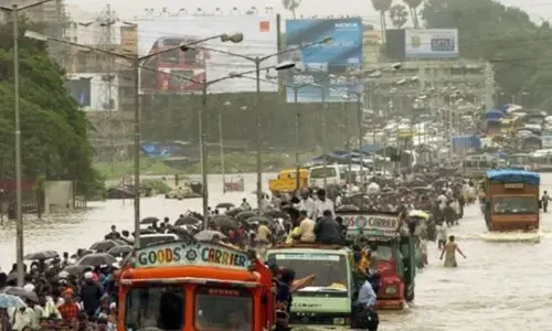 2005 ਮੁੰਬਈ ਹੜ੍ਹ:  ਕਿਵੇਂ ਬਚਾਈਆਂ ਸੈਂਕੜੇ ਜਾਨਾਂ ?