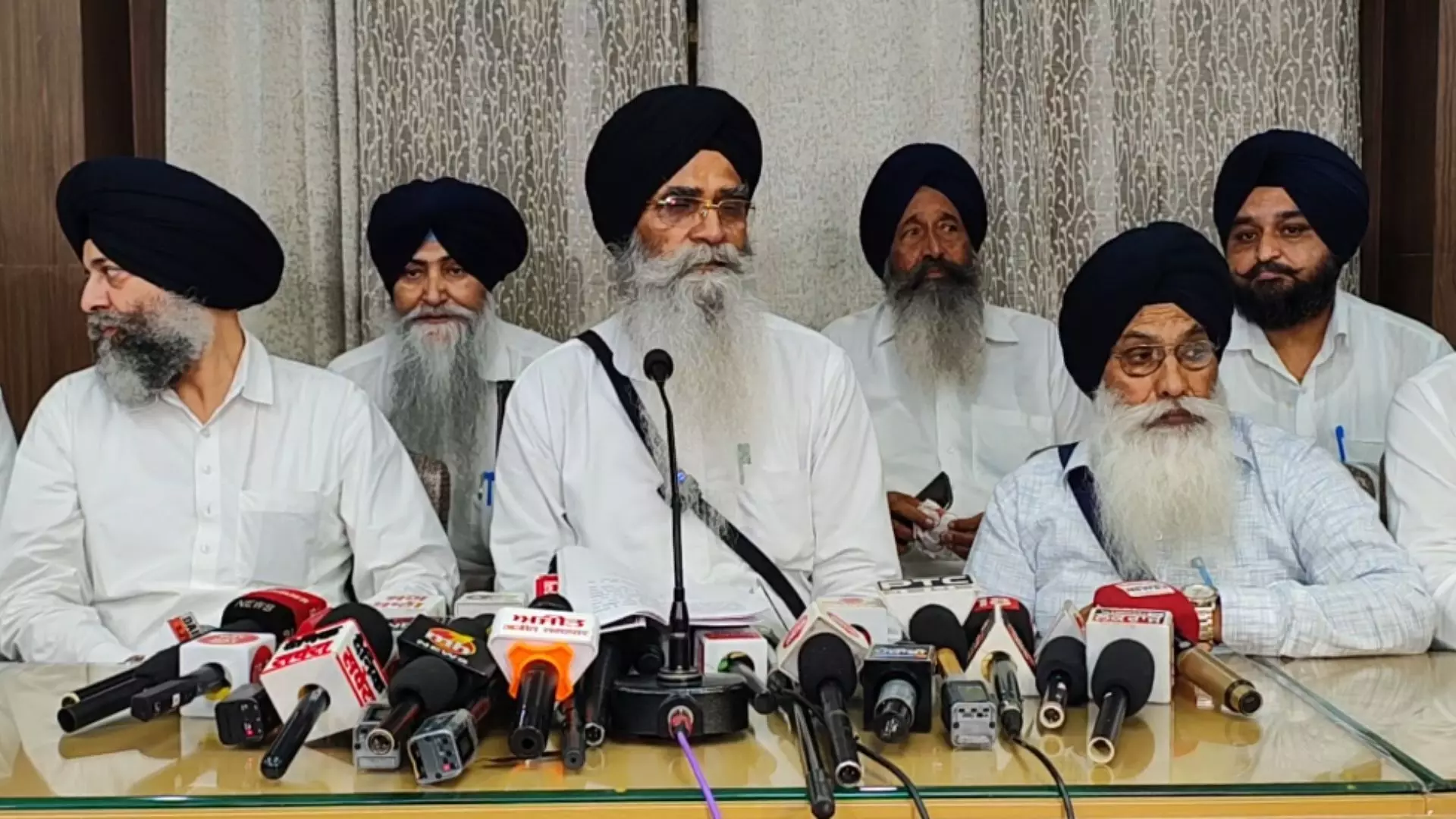 SGPC ਵੱਲੋਂ ਰਾਜਸਥਾਨ ‘ਚ ਸਿੱਖ ਵਿਦਿਆਰਥਣ ਨੂੰ ਕਕਾਰਾਂ ਕਾਰਨ ਰੋਕਣ ਦੀ ਨਿਖੇਧੀ