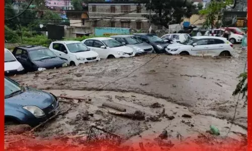 ਫੱਟ ਗਿਆ ਬੱਦਲ, ਰੁੜ੍ਹ ਗਏ ਲੋਕ ਤੇ ਕਈ ਗੱਡੀਆਂ, ਕਈ ਮਰੇ