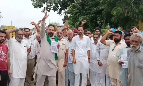 ਟਰੱਕ ਯੂਨੀਅਨ ਬਰਨਾਲਾ ਚ ਪੈ ਗਿਆ ਰੌਲਾ, ਪ੍ਰਧਾਨ ਤੇ ਲੱਗੇ ਭ੍ਰਿਸ਼ਟਾਚਾਰ ਦੇ ਦੋਸ਼