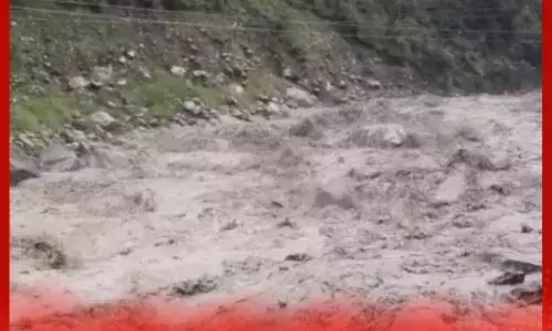 ਭਾਰੀ ਬਾਰਸ਼ ਕਾਰਨ ਸ਼ਿਮਲਾ ਵਿੱਚ 3 ਘਰਾਂ ਤੇ ਜ਼ਮੀਨ ਖਿਸਕ ਕੇ ਡਿੱਗੀ