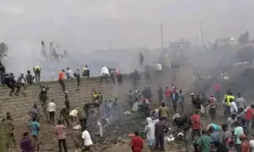 Breaking : ਇਕ ਹੋਰ ਜਹਾਜ਼ ਹਾਦਸਾ, ਸਕੂਲ ਉੱਪਰ ਡਿੱਗੀ ਏਅਰ ਐਂਬੂਲੈਂਸ