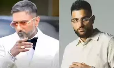 Pollywood News: ਪੰਜਾਬੀ ਸਿੰਗਰ ਕਰਨ ਔਜਲਾ ਤੇ ਹਨੀ ਸਿੰਘ ਨੂੰ ਮਹਿਲਾ ਕਮਿਸ਼ਨ ਤੋਂ ਮੰਗਣੀ ਪਈ ਮੁਆਫ਼ੀ, ਜਾਣੋ ਕੀ ਹੈ ਮਾਮਲਾ