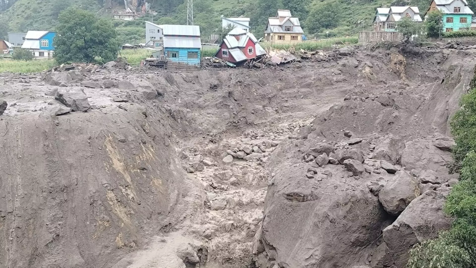 ਕੁਦਰਤ ਦਾ ਵੱਡਾ ਕਹਿਰ! ਕਿਸ਼ਤਵਾੜ ਵਿੱਚ ਬੱਦਲ ਫਟਣ ਨਾਲ 12 ਲੋਕਾਂ ਦੀ ਮੌਤ ਦੀ ਸ਼ੰਕਾ