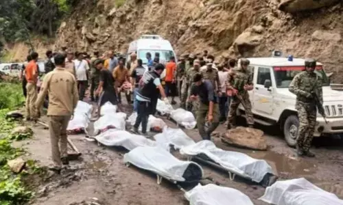 ਕਿਸ਼ਤਵਾੜ ਵਿੱਚ ਬੱਦਲ ਫਟਣ ਕਾਰਨ ਭਾਰੀ ਤਬਾਹੀ, ਹੁਣ ਤੱਕ 56 ਲੋਕਾਂ ਦੀ ਮੌਤ ਕਿਸ਼ਤਵਾੜ ਵਿੱਚ ਬੱਦਲ ਫਟਣ ਕਾਰਨ ਭਾਰੀ ਤਬਾਹੀ, ਹੁਣ ਤੱਕ 56 ਲੋਕਾਂ ਦੀ ਮੌਤ