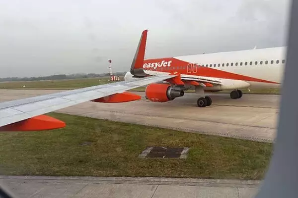 ਯੂ.ਕੇ. ਦੇ ਹਵਾਈ ਅੱਡੇ ’ਤੇ ਜਹਾਜ਼ਾਂ ਦੀ ਟੱਕਰ