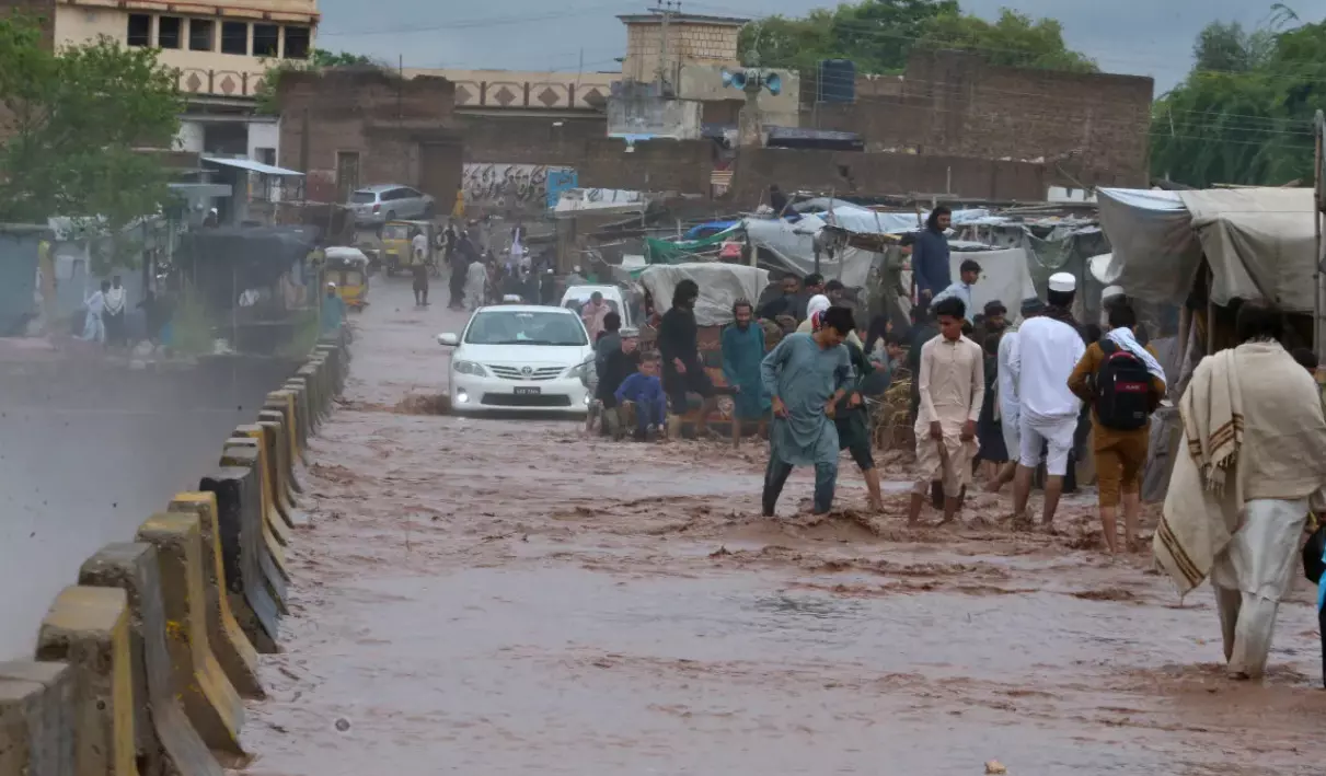 Pakistan Rain: ਪਾਕਿਸਤਾਨ ਚ ਮੀਂਹ ਨਾਲ ਹਾਲ ਹੋਇਆ ਬੇਹਾਲ, ਹੁਣ ਤੱਕ 214 ਮੌਤਾਂ
