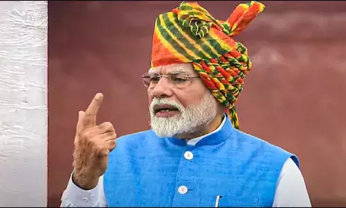 Independence Day 2025: ਦੇਸ਼ ਦੇ ਨੌਜਵਾਨਾਂ ਨੂੰ 15 ਹਜ਼ਾਰ ਦੇਵੇਗੀ ਮੋਦੀ ਸਰਕਾਰ, ਲਾਲ ਕਿਲੇ ਤੋਂ ਪ੍ਰਧਾਨ ਮੰਤਰੀ ਮੋਦੀ ਨੇ ਕੀਤਾ ਐਲਾਨ