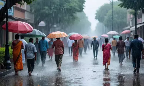 ਭਾਰੀ ਮੀਂਹ ਨਾਲ ਤਬਾਹੀ, ਜ਼ਮੀਨ ਖਿਸਕਣ ਕਾਰਨ 2 ਮੌਤਾਂ; ਰੈੱਡ ਅਲਰਟ ਜਾਰੀ