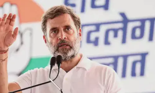 ਰਾਹੁਲ ਗਾਂਧੀ ਨੂੰ ਦੇਰ ਨਾਲ ਪਹੁੰਚਣ ਤੇ ਮਿਲੀ ਅਜੀਬ ਸਜ਼ਾ