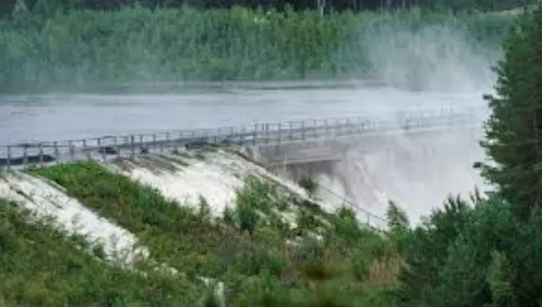 Punjab Weather: ਪੰਜਾਬ ਚ ਤਿੰਨ ਦਿਨ ਭਾਰੀ ਮੀਂਹ ਦਾ ਅਲਰਟ, ਬਣ ਸਕਦੀ ਹੈ ਹੜ੍ਹ ਵਾਲੀ ਸਥਿਤੀ, ਲੋਕਾਂ ਨੂੰ ਦਰਿਆ ਤੋਂ ਦੂਰ ਰਹਿਣ ਦੀ ਹਦਾਇਤ