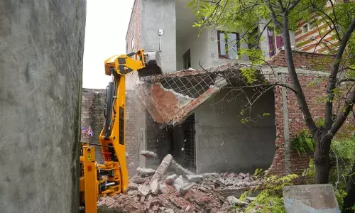 ਨਸ਼ਾ ਸਮਗਲਰ ਦਾ ਘਰ ਵਿਭਾਗ ਨੇ ਢਾਹਿਆ