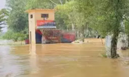 Punjab Weather: ਜੰਮੂ ਚ ਬੱਦਲ ਨਾਲ ਪਾਣੀ ਚ ਡੁੱਬੇ ਪਠਾਨਕੋਟ ਦੇ 8 ਪਿੰਡ , ਘਰ ਤੇ ਫ਼ਸਲ ਪਾਣੀ ਚ ਡੁੱਬੀ