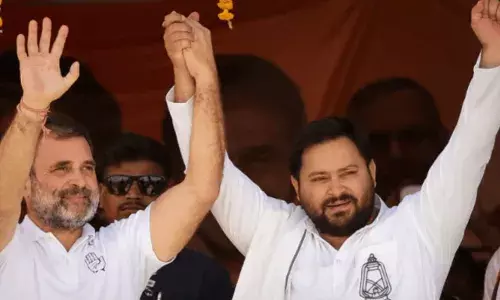 Voter Adhikar Yatra: ਵੋਟਰ ਅਧਿਕਾਰ ਯਾਤਰਾ ਚ ਤੇਜਸਵੀ ਯਾਦਵ ਵੀ ਰਾਹੁਲ ਗਾਂਧੀ ਨਾਲ ਹੋਏ ਸ਼ਾਮਲ, ਬੋਲੇ- ਰਾਹੁਲ ਗਾਂਧੀ ਨੂੰ ਬਣਾਵਾਂਗੇ ਦੇਸ਼ ਦਾ ਪ੍ਰਧਾਨ ਮੰਤਰੀ