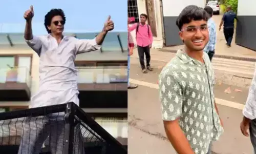 Shah Rukh Khan: ਸ਼ਾਹਰੁਖ ਖ਼ਾਨ ਦੇ ਘਰ ਚ ਘੁਸਪੈਠੀਏ ਨੇ ਡਿਲੀਵਰੀ ਬੁਆਏ ਬਣ ਕੇ ਐਂਟਰੀ ਲੈਣ ਦੀ ਕੋਸ਼ਿਸ਼ ਕੀਤੀ, ਵੀਡੀਓ ਵਾਇਰਲ