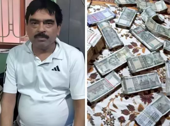 ਇੰਜੀਨੀਅਰ ਨਿਕਲਿਆ ਕਾਲੇ ਧਨ ਦਾ ਰਾਜਾ, ਛਾਪੇਮਾਰੀ ਦੌਰਾਨ 3 ਕਰੋੜ ਰੁਪਏ ਸਾੜੇ