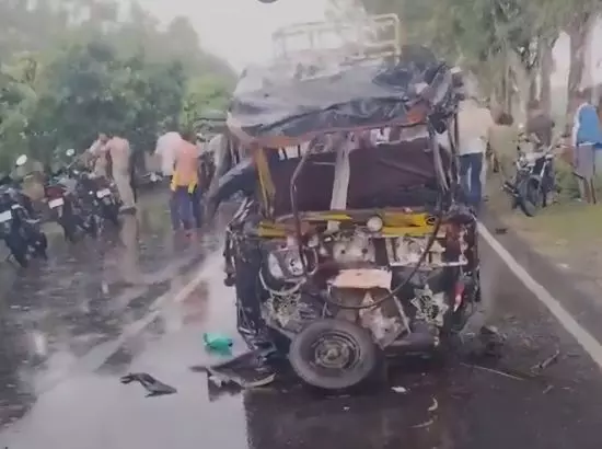 ਭਿਆਨਕ ਸੜਕ ਹਾਦਸਾ, ਆਟੋ ਅਤੇ ਟਰੱਕ ਦੀ ਟੱਕਰ ਵਿੱਚ 8 ਦੀ ਮੌਤ