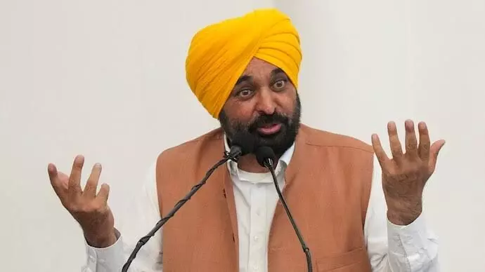 CM Bhagwant Mann: ਮੁੱਖ ਮੰਤਰੀ ਭਗਵੰਤ ਮਾਨ ਨੇ ਭਾਜਪਾ ਨੂੰ ਸੁਣਾਈਆਂ ਖਰੀਆਂ ਖਰੀਆਂ, 8 ਲੱਖ ਤੋਂ ਵੱਧ ਰਾਸ਼ਨ ਕਾਰਡ ਰੱਦ ਕਰਨ ਦਾ ਲਾਇਆ ਦੋਸ਼