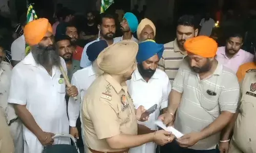 ਕਿਸਾਨਾਂ ਨੇ ਨਗਰ ਕੌਂਸਲ Nabha ਪ੍ਰਧਾਨ ਦੇ ਪਤੀ ’ਤੇ ਲਾਏ ਟਰਾਲੀ ਚੋਰੀ ਦੇ ਇਲਜ਼ਾਮ