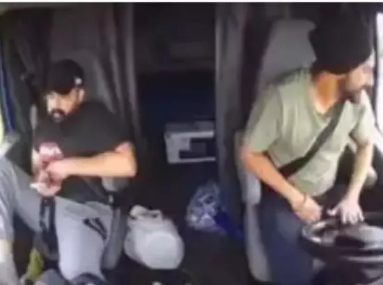 USA : ਟਰੱਕ ਡਰਾਈਵਰ ਦੇ ਹੱਕ ਵਿੱਚ 20 ਲੱਖ ਲੋਕ ਆਏ, ਹਰਸਿਮਰਤ ਕੌਰ ਬਾਦਲ ਵੀ