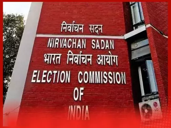 ਸੇਵਾਮੁਕਤ ਕਲਰਕ ਨੇ ਉਪ ਰਾਸ਼ਟਰਪਤੀ ਦੇ ਅਹੁਦੇ ਲਈ ਨਾਮਜ਼ਦਗੀ ਪੱਤਰ ਭਰਿਆ