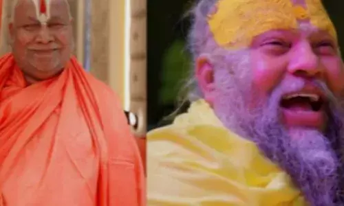 ਦੋ ਭਾਰਤੀ ਬਾਬੇ ਆਪਸ ਵਿਚ ਉਲਝੇ, ਪੜ੍ਹੋ ਖਹਿਬਾਜ਼ੀ ਦਾ ਕਾਰਨ