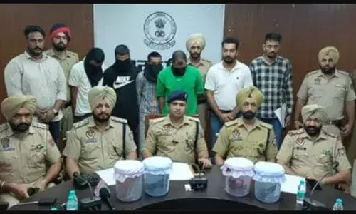Punjab News: ਬੰਬੀਹਾ ਗੈਂਗ ਦੇ 4 ਬਦਮਾਸ਼ ਗ੍ਰਿਫਤਾਰ, ਬਰਨਾਲਾ ਪੁਲਿਸ ਤੇ ਕੀਤੀ ਫਾਇਰਿੰਗ