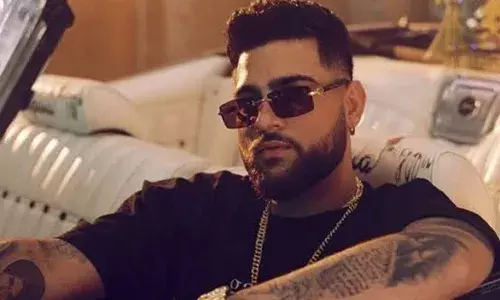 Karan Aujla: ਕਰਨ ਔਜਲਾ ਤੇ ਕੈਨੇਡਾ ਚ ਛੇ ਵਾਰ ਹੋਇਆ ਜਾਨਲੇਵਾ ਹਮਲਾ, ਦੋ ਵਾਰ ਘਰ ਤੇ ਚੱਲੀ ਗੋਲੀ, ਫੇਰ ਗਾਇਕ ਸ਼ਿਫਟ ਹੋਇਆ ਦੁਬਈ