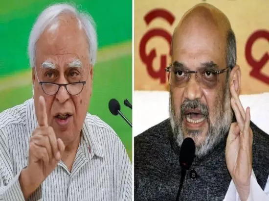 ਦੱਸੋ, ਕੀ ਧਨਖੜ ਜੀ ਹਸਪਤਾਲ ਵਿੱਚ ਹਨ ਜਾਂ ਯੋਗਾ ਕਰ ਰਹੇ ਹਨ ? ਕਪਿਲ ਸਿੱਬਲ ਦੱਸੋ, ਕੀ ਧਨਖੜ ਜੀ ਹਸਪਤਾਲ ਵਿੱਚ ਹਨ ਜਾਂ ਯੋਗਾ ਕਰ ਰਹੇ ਹਨ ? ਕਪਿਲ ਸਿੱਬਲ