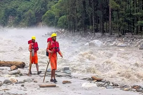 Weather News: ਪਹਾੜਾਂ ਤੇ ਭਾਰੀ ਮੀਂਹ ਨਾਲ ਤਬਾਹੀ, ਨਦੀਆਂ ਖ਼ਤਰੇ ਦੇ ਨਿਸ਼ਾਨ ਤੋਂ ਪਾਰ