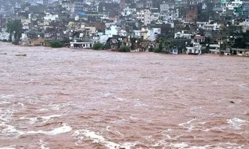 Jammu Flood: ਭਾਰੀ ਬਾਰਿਸ਼ ਤੇ ਹੜ੍ਹ ਨਾਲ ਜੰਮੂ ਰੇਲ ਮਾਰਗ ਠੱਪ, 65 ਟਰੇਨਾਂ ਰੱਦ