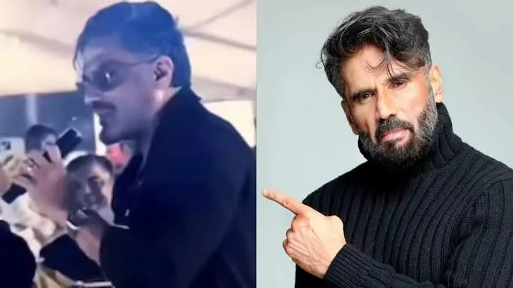 Suniel Shetty: ਆਪਣੀ ਨਕਲ ਕਰਨ ਵਾਲੇ ਐਕਟਰ ਤੇ ਭੜਕੇ ਬਾਲੀਵੁੱਡ ਅਦਾਕਾਰ ਸੁਨੀਲ ਸ਼ੈੱਟੀ, ਸਟੇਜ ਤੇ ਚੜ੍ਹ ਕਮੇਡੀਅਨ ਦੀ ਲਾਈ ਕਲਾਸ Suniel Shetty: ਆਪਣੀ ਨਕਲ ਕਰਨ ਵਾਲੇ ਐਕਟਰ ਤੇ ਭੜਕੇ ਬਾਲੀਵੁੱਡ ਅਦਾਕਾਰ ਸੁਨੀਲ ਸ਼ੈੱਟੀ, ਸਟੇਜ ਤੇ ਚੜ੍ਹ ਕਮੇਡੀਅਨ ਦੀ ਲਾਈ ਕਲਾਸ