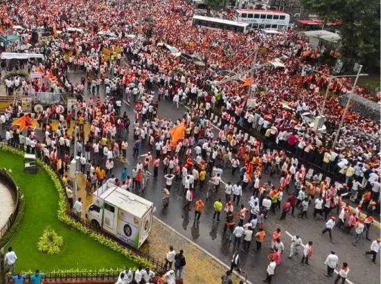 ਹਜ਼ਾਰਾਂ ਲੋਕ ਸੜਕਾਂ ਤੇ ਉੱਤਰੇ, ਰੱਖ ਦਿੱਤੀ ਵੱਡੀ ਮੰਗ