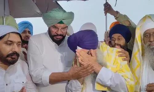 ਫੁੱਟ-ਫੁੱਟ ਕੇ ਰੋਣ ਲੱਗੇ ਗਿਆਨੀ ਰਘਬੀਰ ਸਿੰਘ, ਅਰਦਾਸ ਕਰਨ ਮੌਕੇ ਹੋਏ ਭਾਵੁਕ